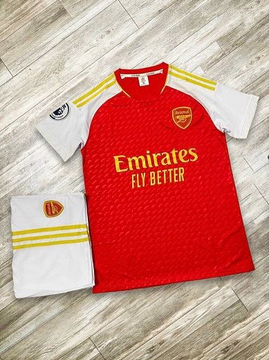 Áo Bóng Đá CLB Arsenal Đỏ Viền Vàng 2023-2024